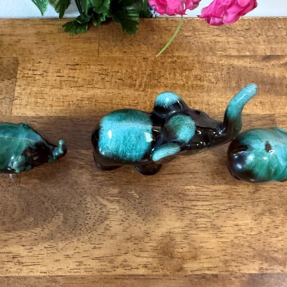 Blue Mountain Pottery Elephant Figurines Green Drip Glaze Canadian Pottery Set - Picture 4 of 7